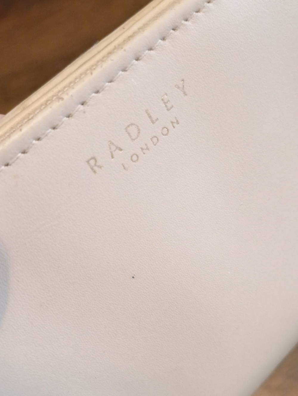 RADLEY LONDON Cream Leather Small Wallet with Brown Scottie Dog - Picture 11 of 11